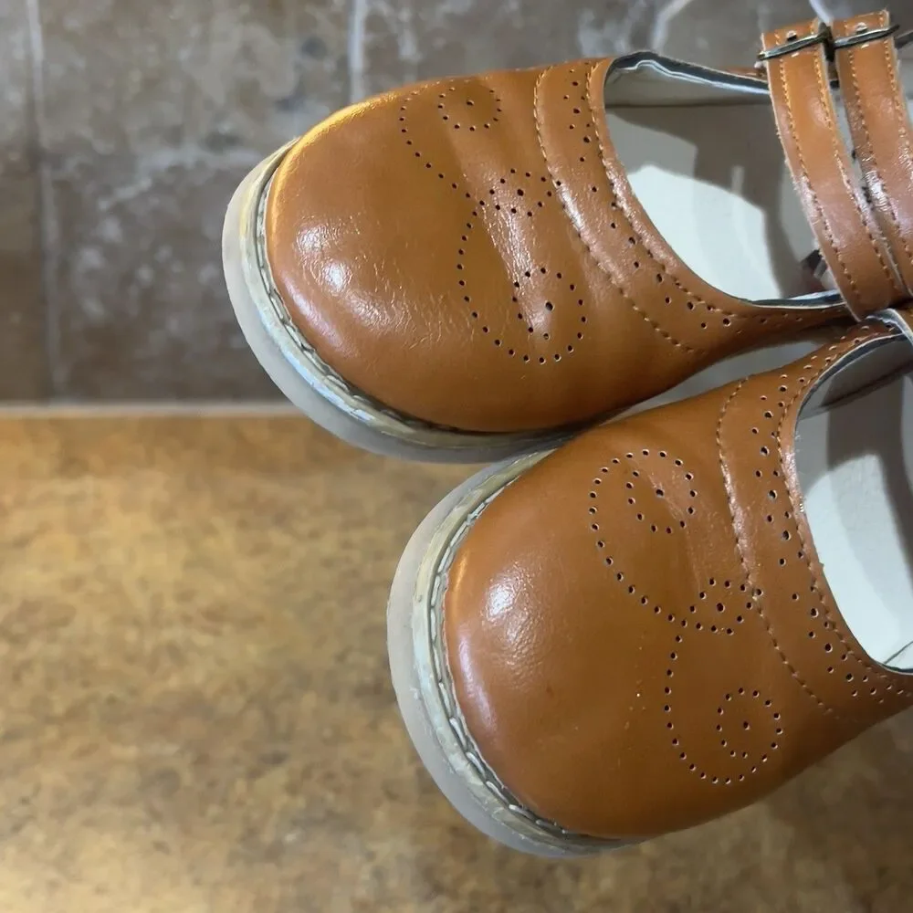 Unbranded soft sandals